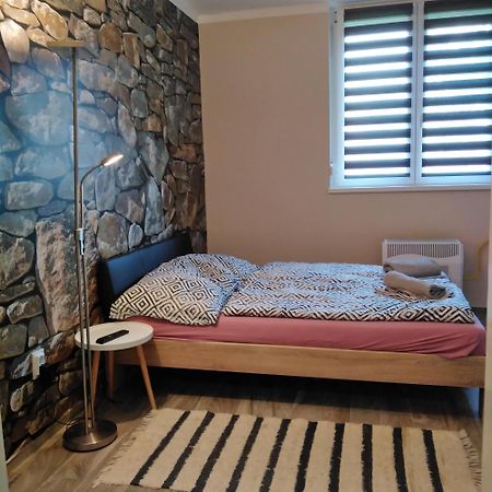 Desi Apartman Kaposvár 外观 照片